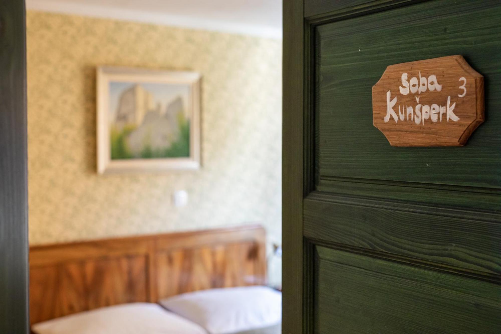 Hostel Gabronka Bistrica ob Sotli Kültér fotó