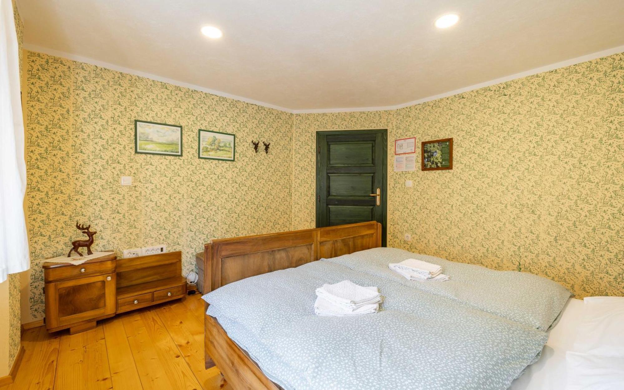 Hostel Gabronka Bistrica ob Sotli Szoba fotó